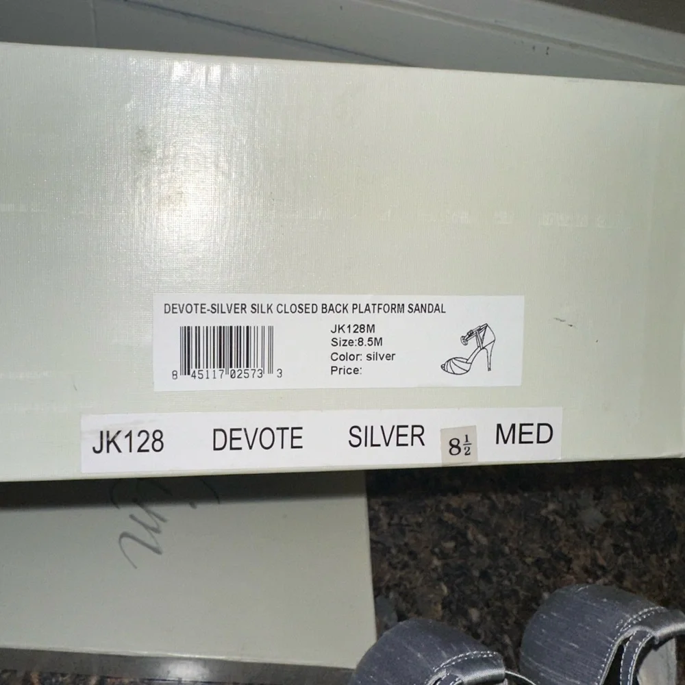 Elegant Jen and Kim Silver Women's Heels - Picture 3 of 3